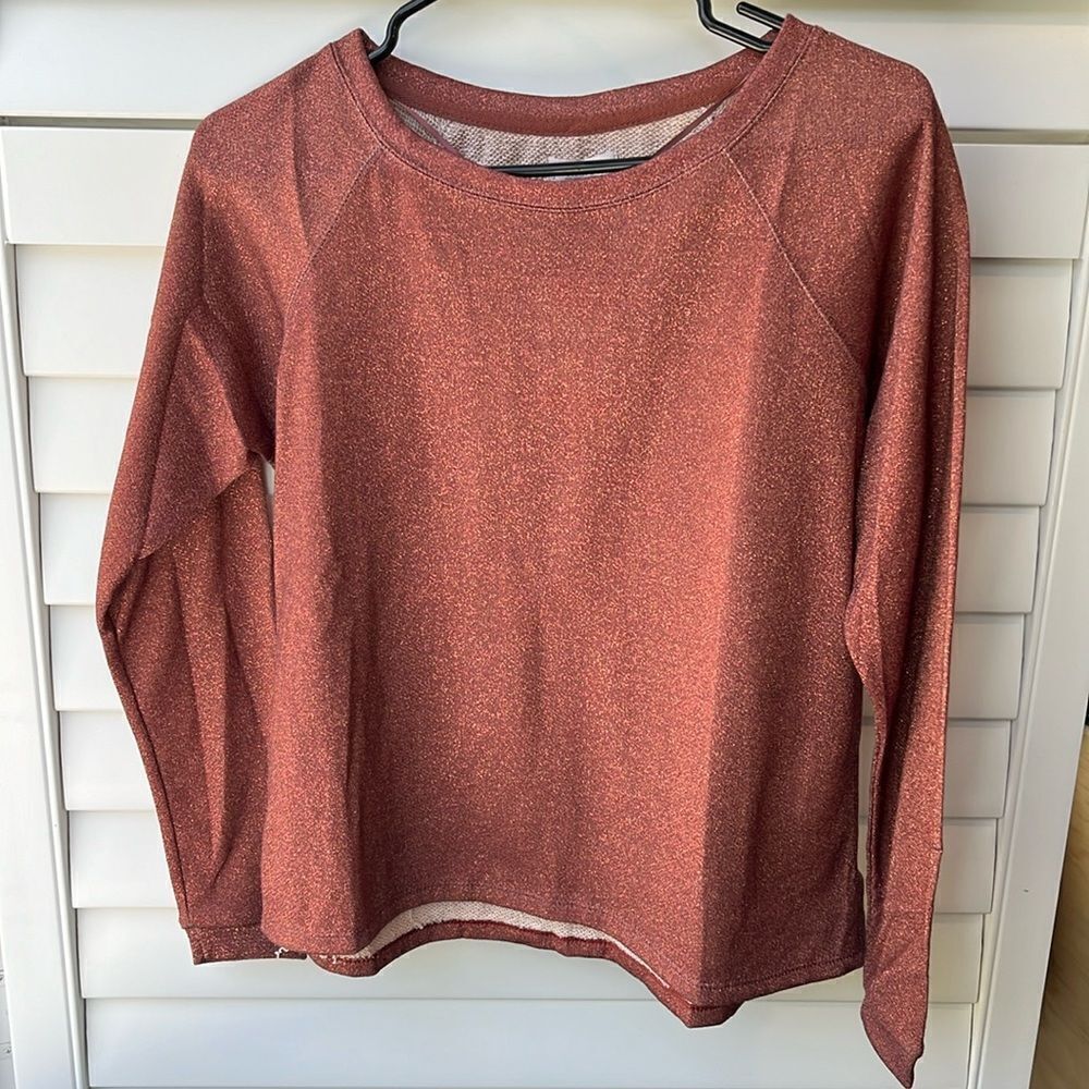 Women’s metallic long sleeve top - small